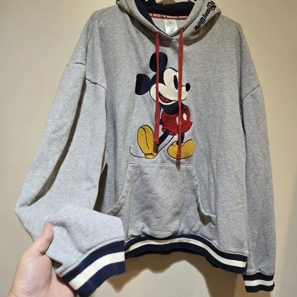 Mickey Mouse Disneyland Womens Size XL Embroidered 3D Hoodie Gray Pockets #067 - Picture 2 of 5